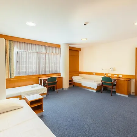 Barka Motel