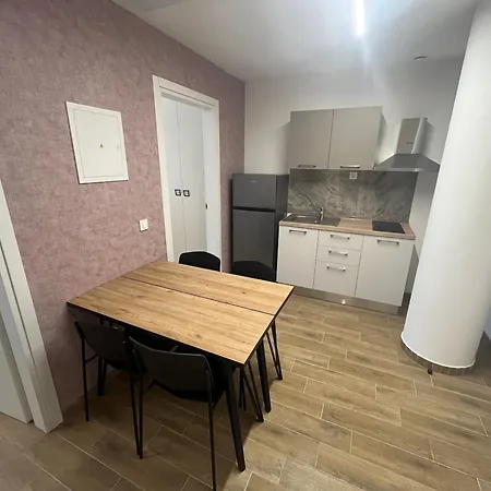 Barka Motel 4*