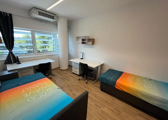 汽车旅馆 Barka 4*